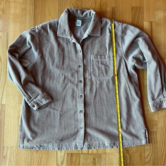 Vintage LL Bean wide wale tan corduroy shirt - Picture 5 of 8